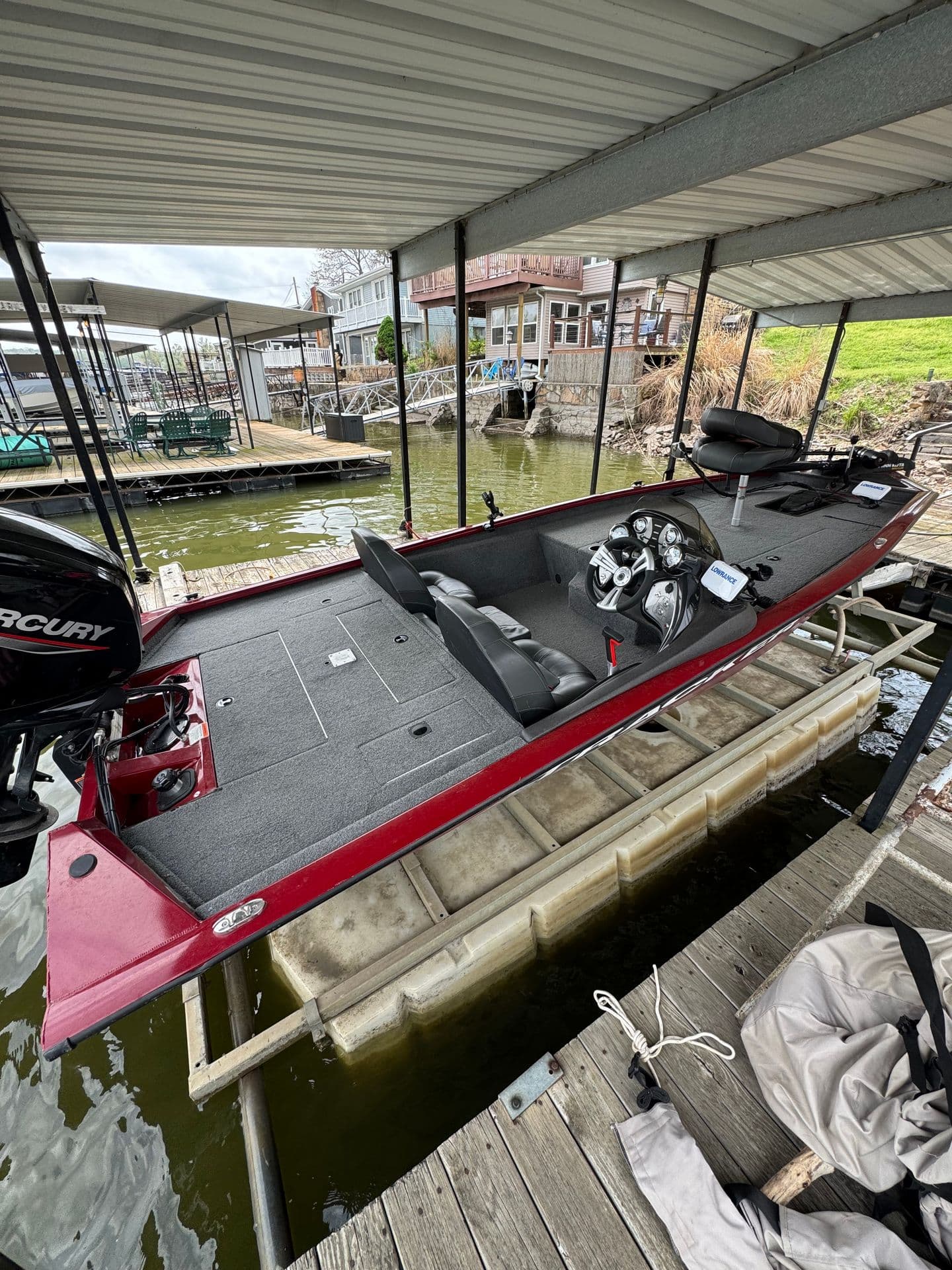 2022 Tracker Pro Team — photo 2